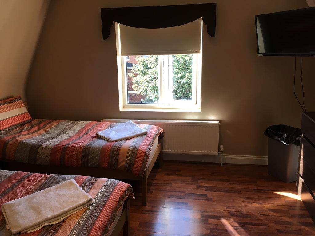 Anfield Accommodation Part Of The Twelfth Man Public House Liverpool Luaran gambar